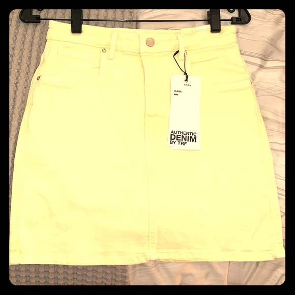 pale yellow denim skirt